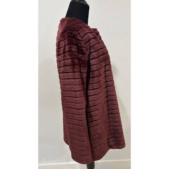 Sam Edelman Janet Faux Fur Coat/Jacket Size Small in Burgundy Fur - Picture 5 of 8